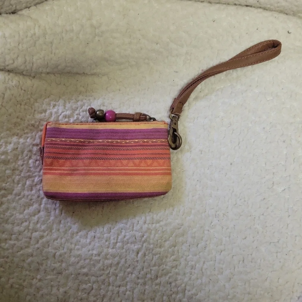 Wristlet - Picture 2 of 7